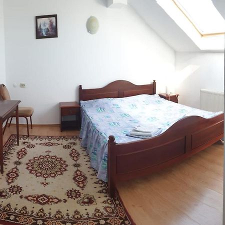 Motel Balcost Piatra Neamt Bagian luar foto