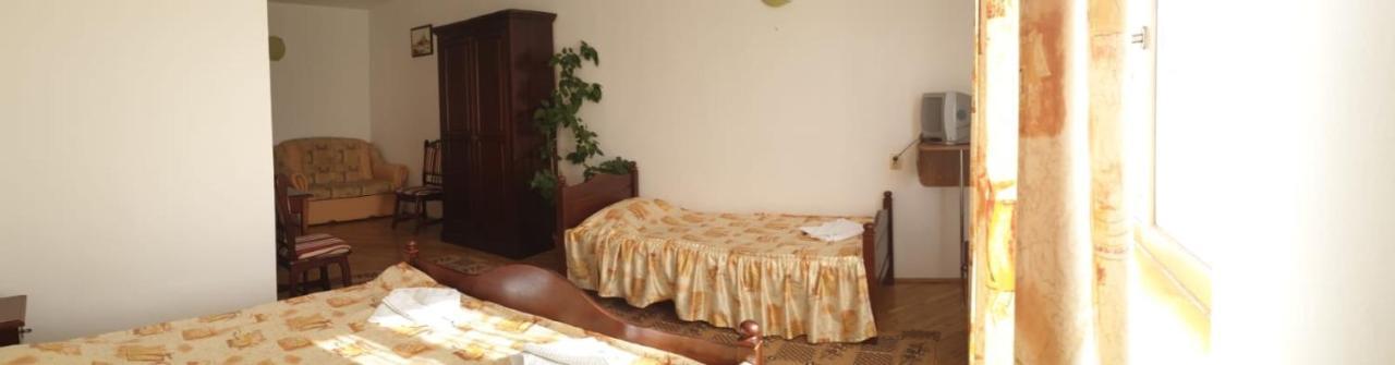 Motel Balcost Piatra Neamt Bagian luar foto