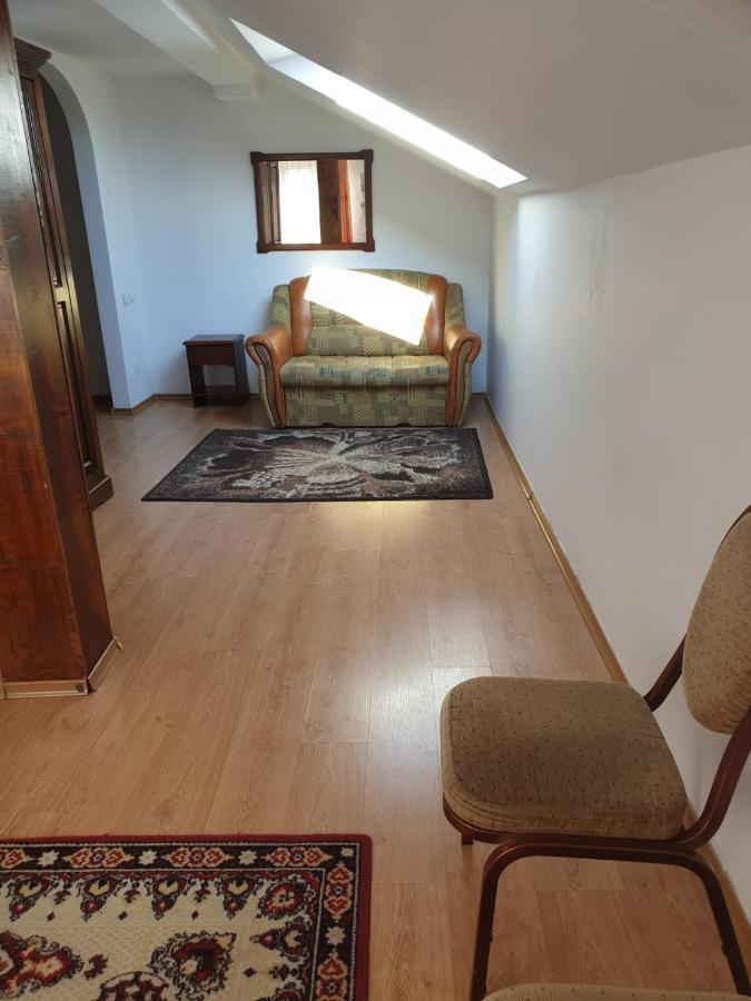 Motel Balcost Piatra Neamt Bagian luar foto