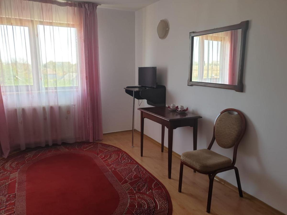 Motel Balcost Piatra Neamt Bagian luar foto