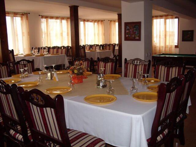 Motel Balcost Piatra Neamt Bagian luar foto