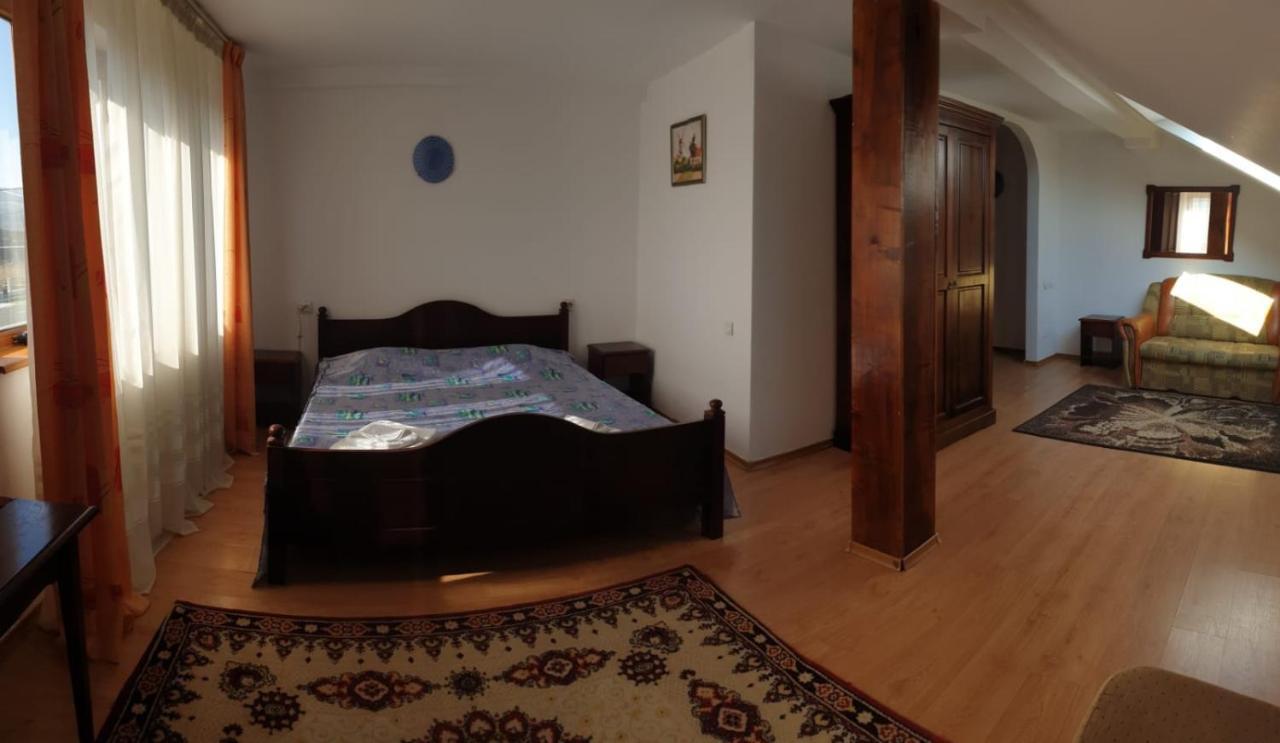 Motel Balcost Piatra Neamt Bagian luar foto