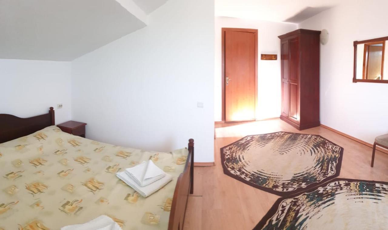 Motel Balcost Piatra Neamt Bagian luar foto