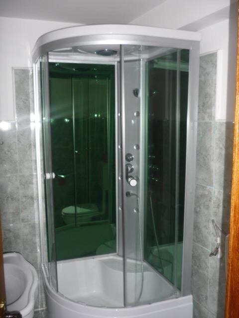 Motel Balcost Piatra Neamt Bagian luar foto